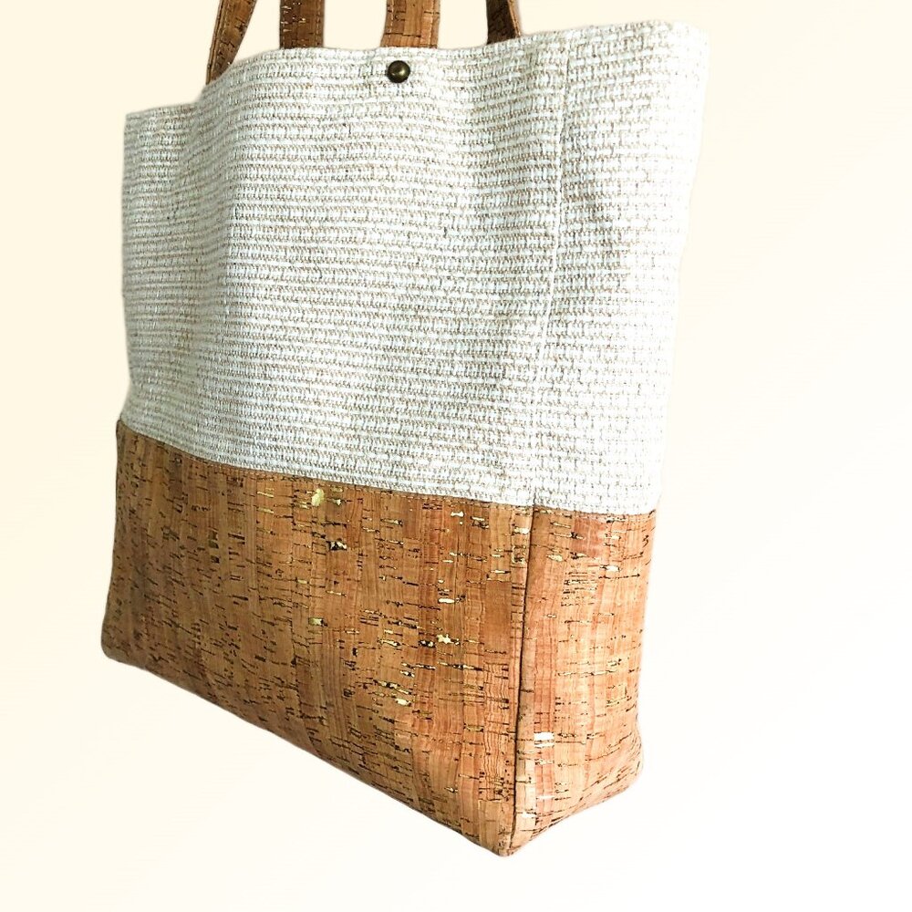Cork & Woven Straw Tote Bag with Gold Flecks - Picture 5 of 8